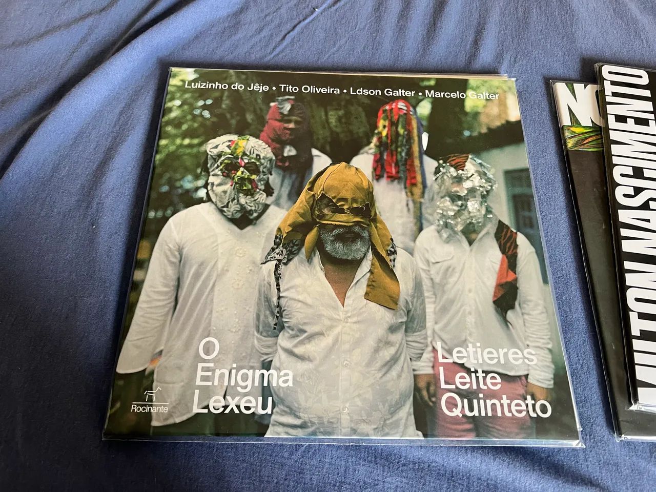 LETIERES vinil o enigma três selos