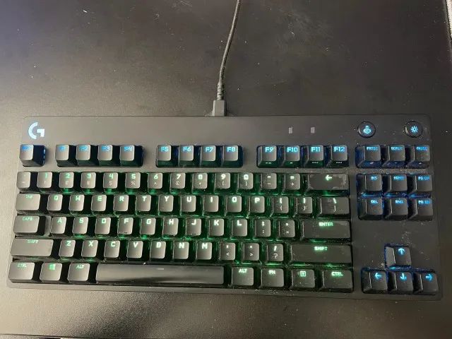 Teclado Logitech PRO