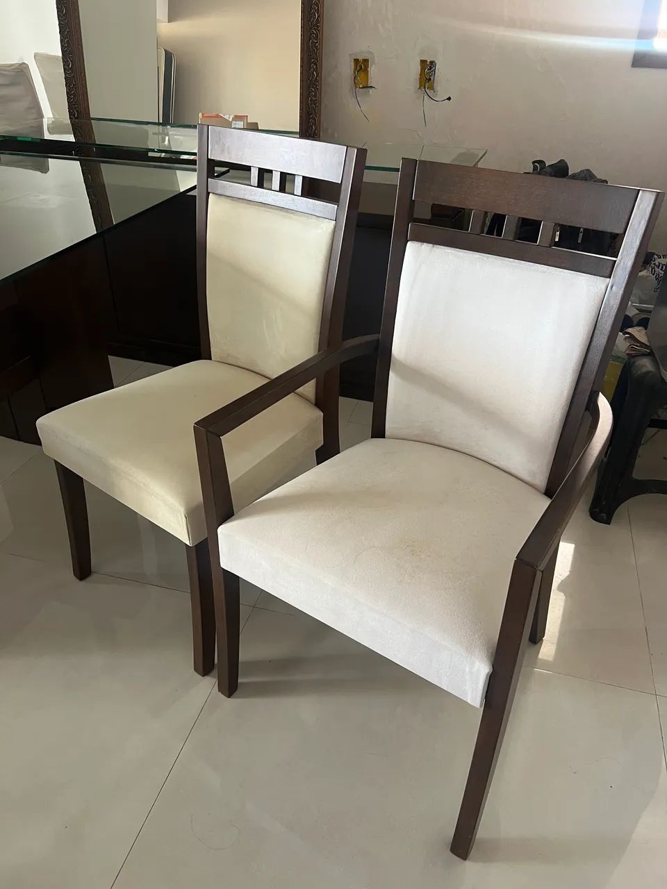 conjunto de cadeiras de jantar (4 sem braço e 2 com braço) - Foto 2