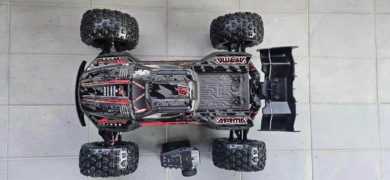 Automodelo arrma kraton 8s - Foto 2