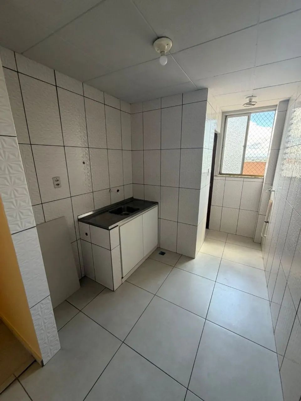 ALUGA-SE APARTAMENTO - EDIFÍCIO SÉRGIO CARDOSO - Foto 2