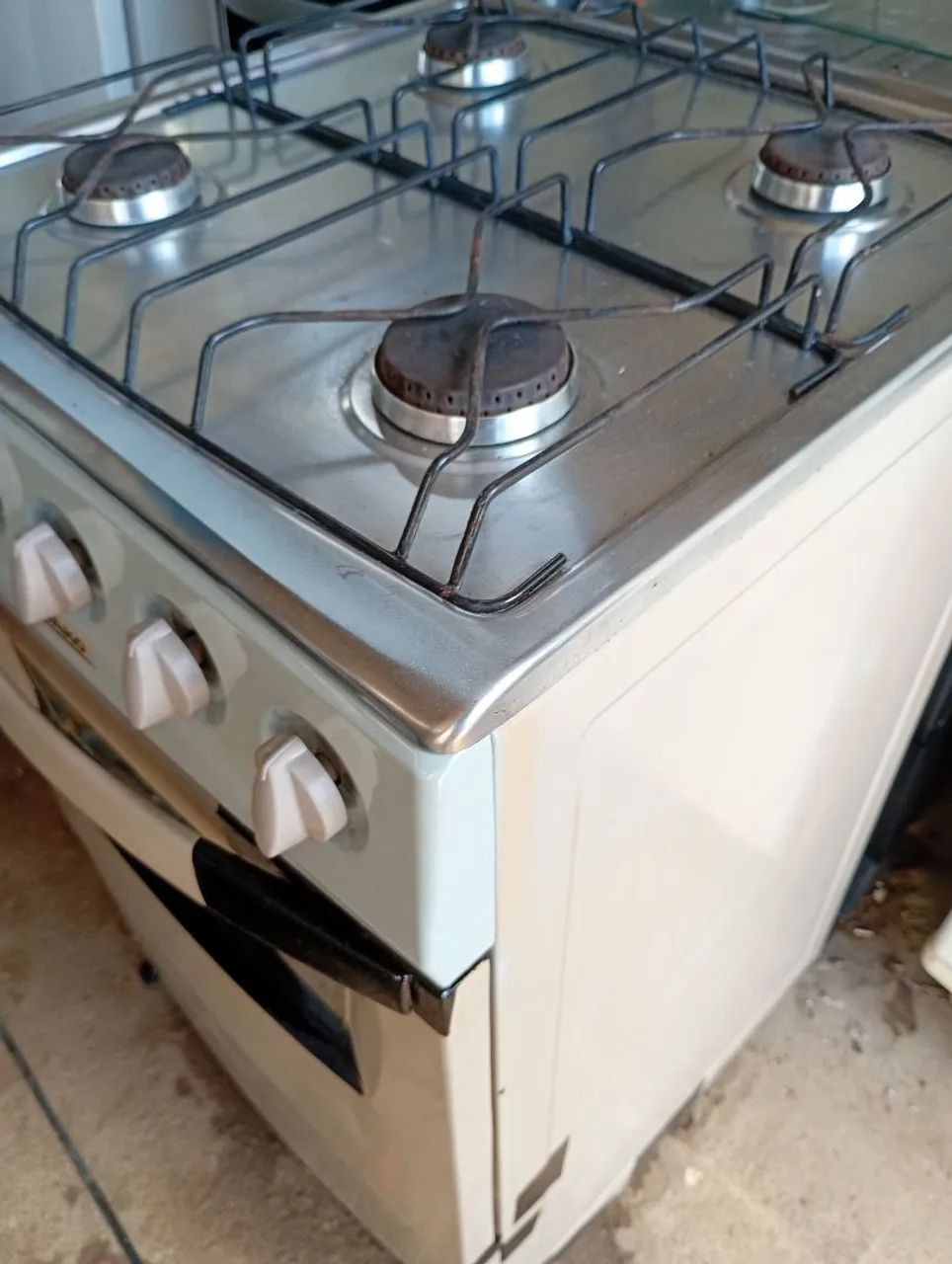 Fogão 4bocas não e automático  - Foto 3