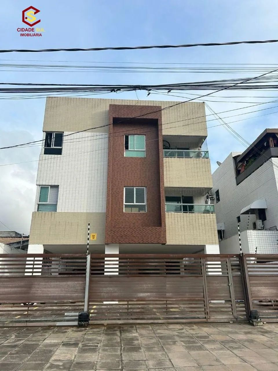 Apartamento com 2 dormitórios à venda, 58 m² por R$ 470.000,00 - Aeroclube - Joã