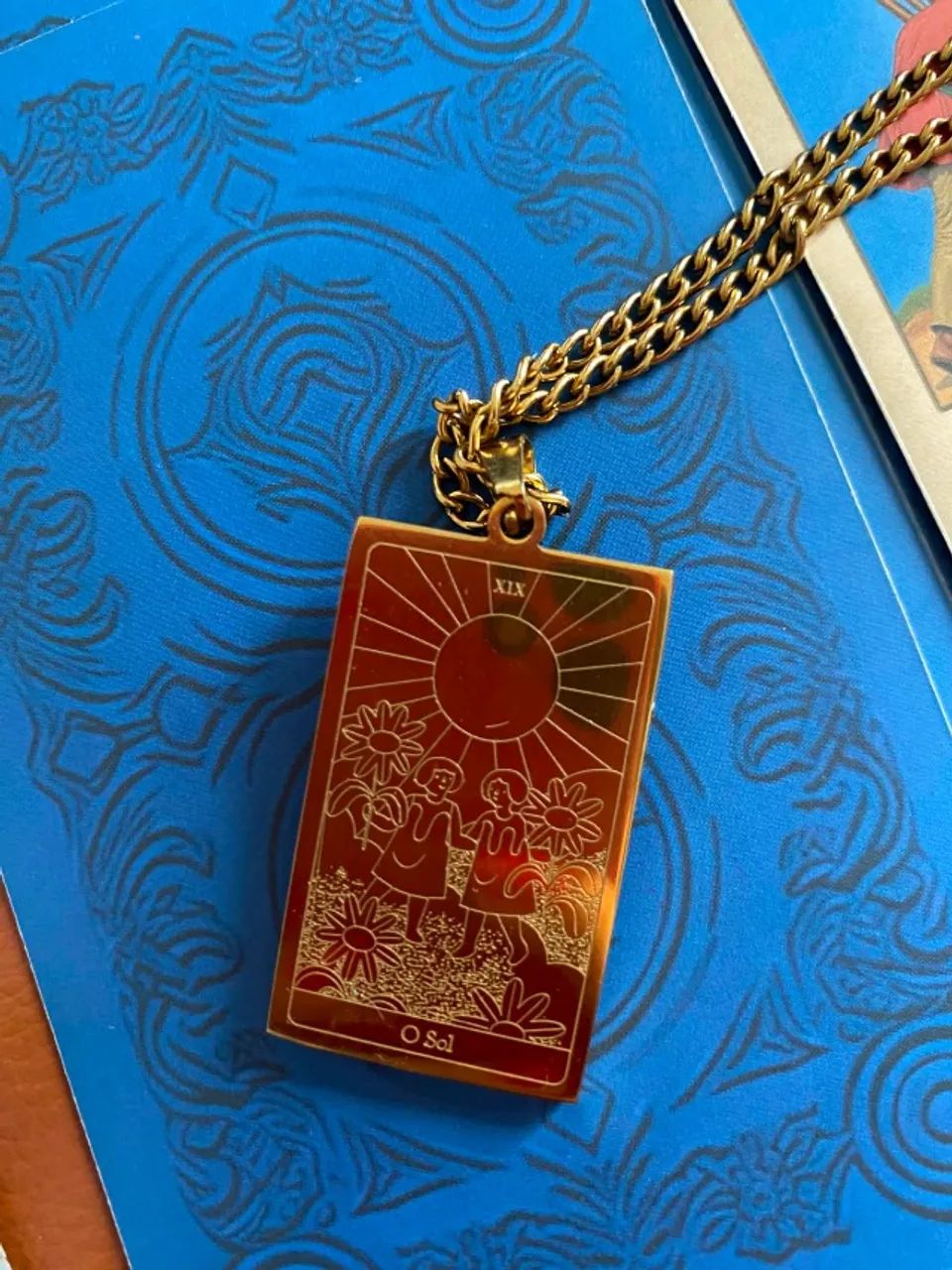 TAROT DEAN + TARÔ CAPIVARA + COLAR ARCANO "O SOL"
