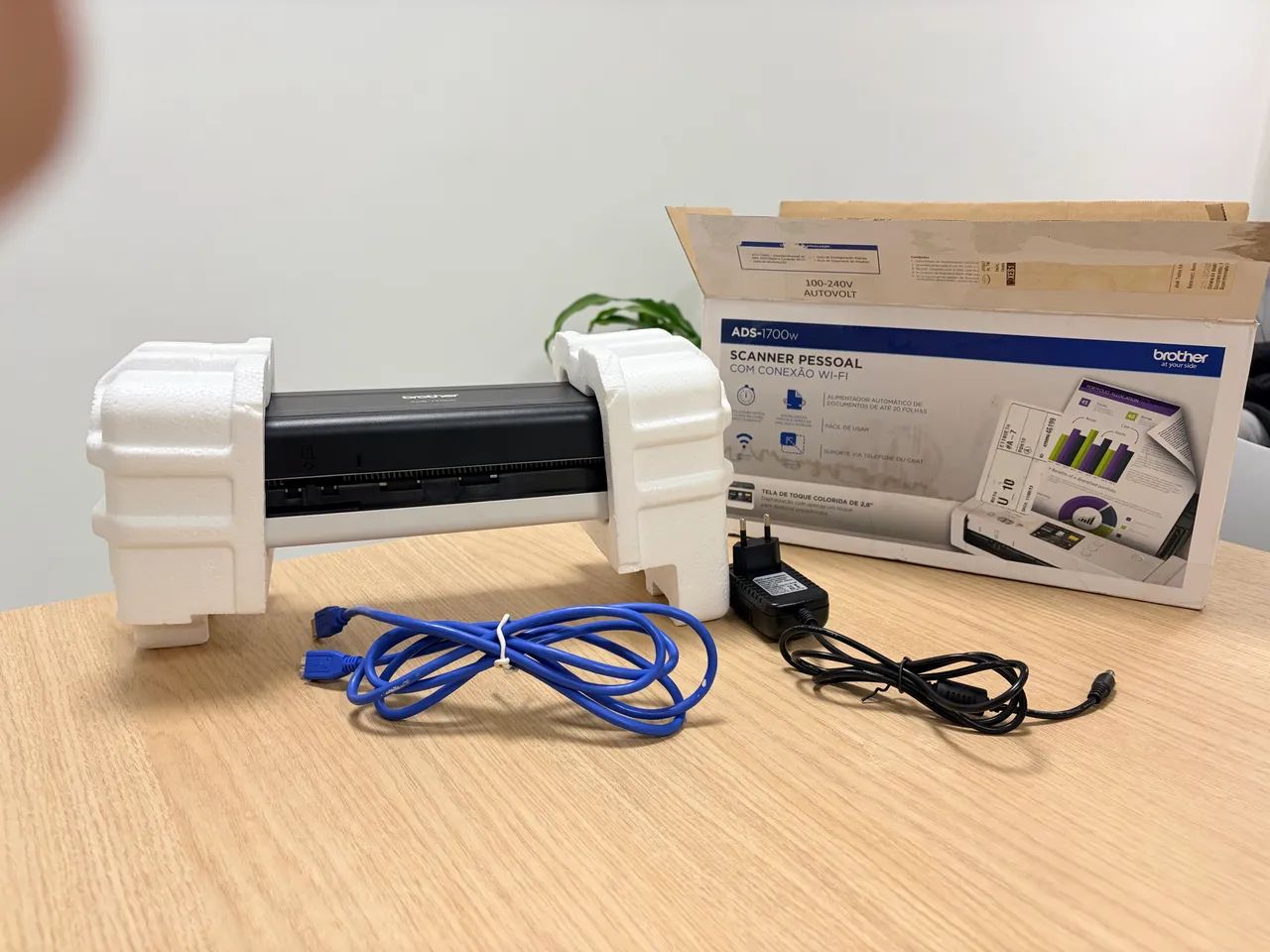 Scanner Brother ADS-1700W Wi-Fi Duplex + Caixa e Acessórios - Foto 2