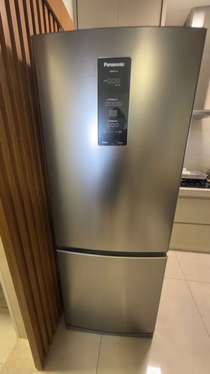 Vendo geladeira Panasonic  - Foto 3