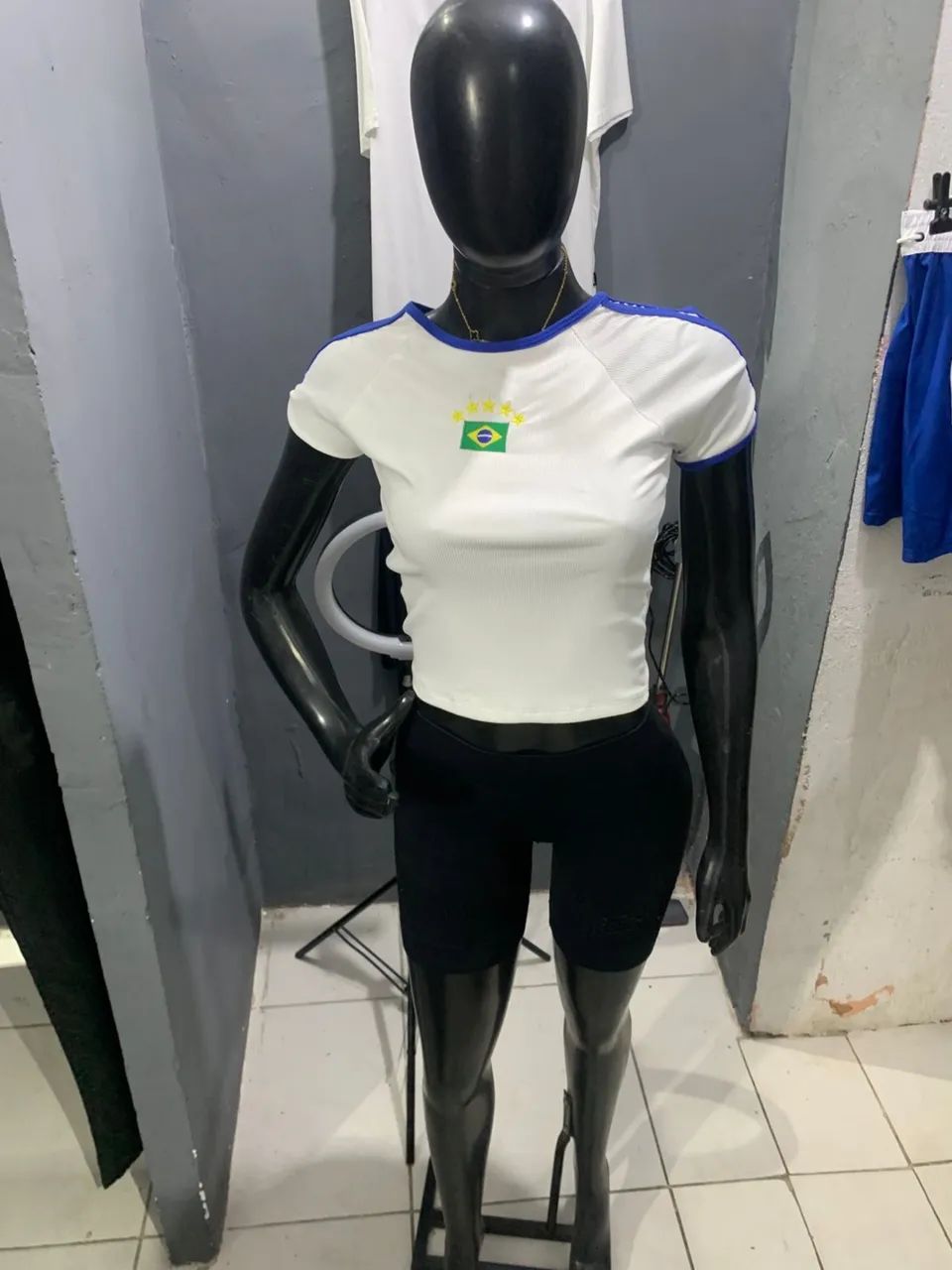 Manequim feminino preto - Foto 2