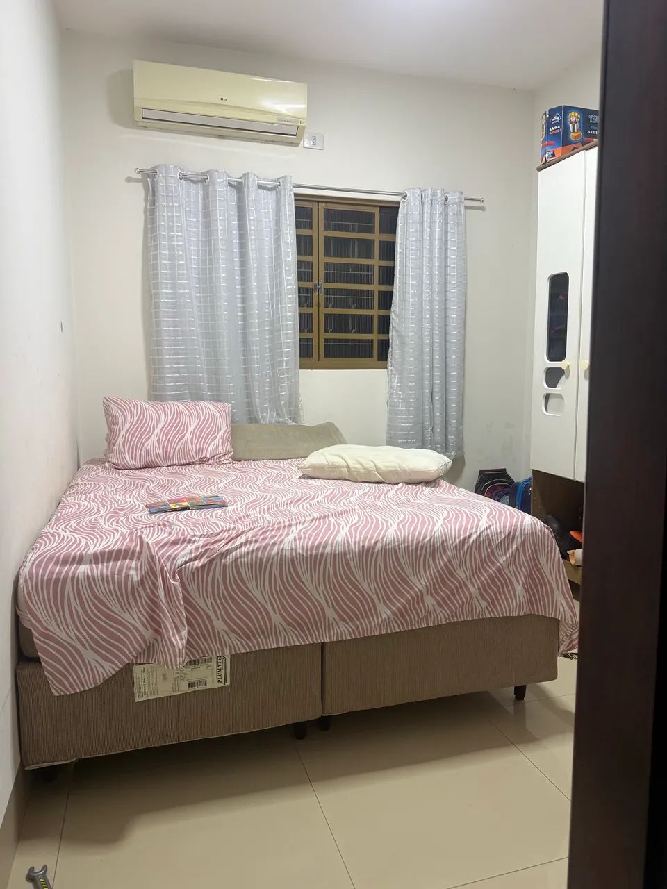 Cama box Queen 