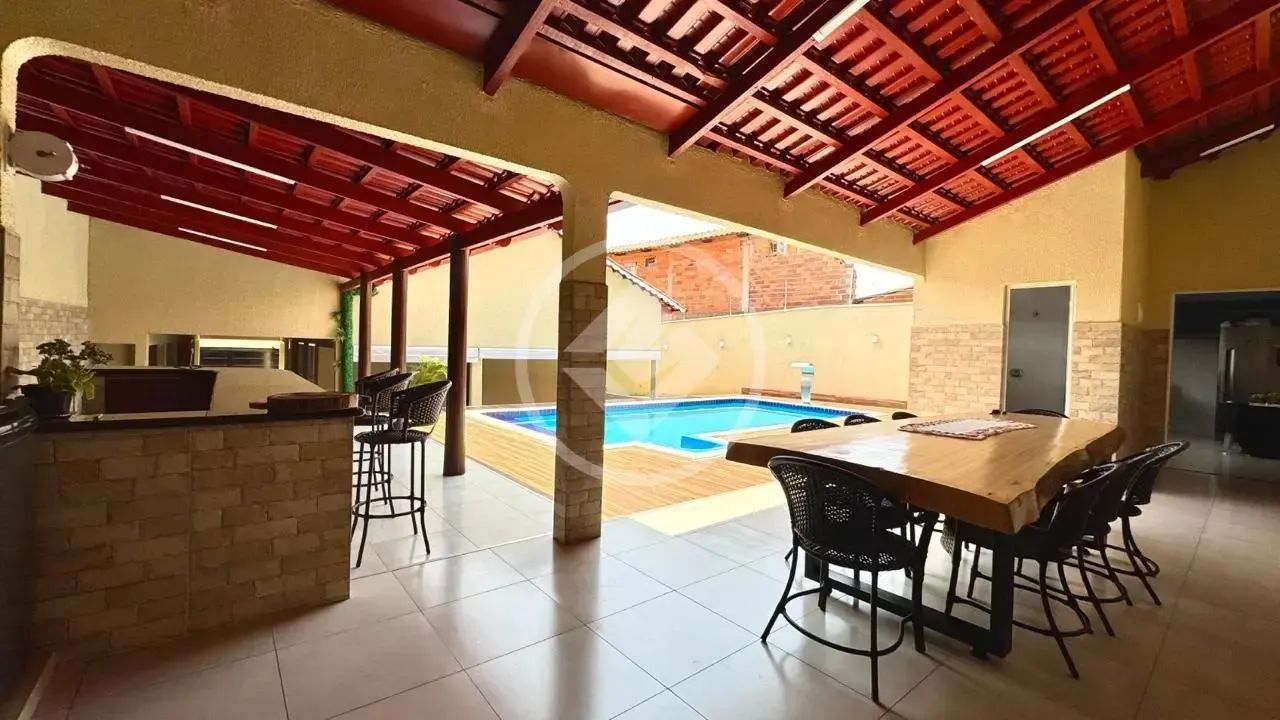 CASA TERREA NO JARDIM PETROPOLIS codigo: 364310