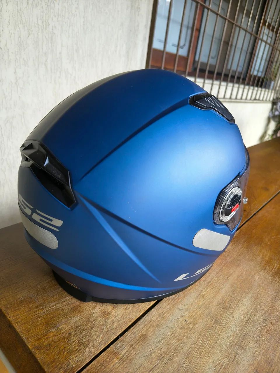 Vende-se capacete LS2 FF358 classic EVO azul fosco, tamanho 62 - Foto 3