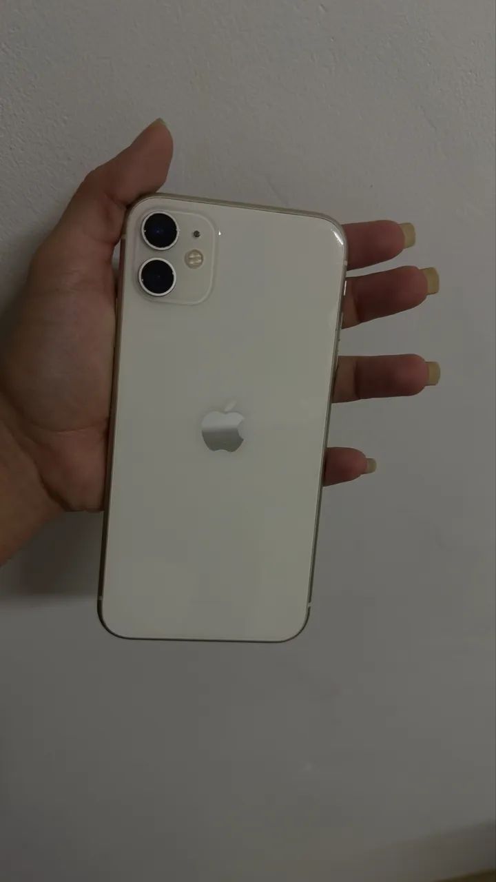 iPhone 11 branco 64gb