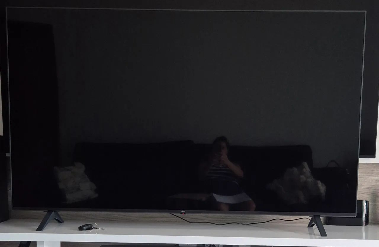 Tv para retirar peça 