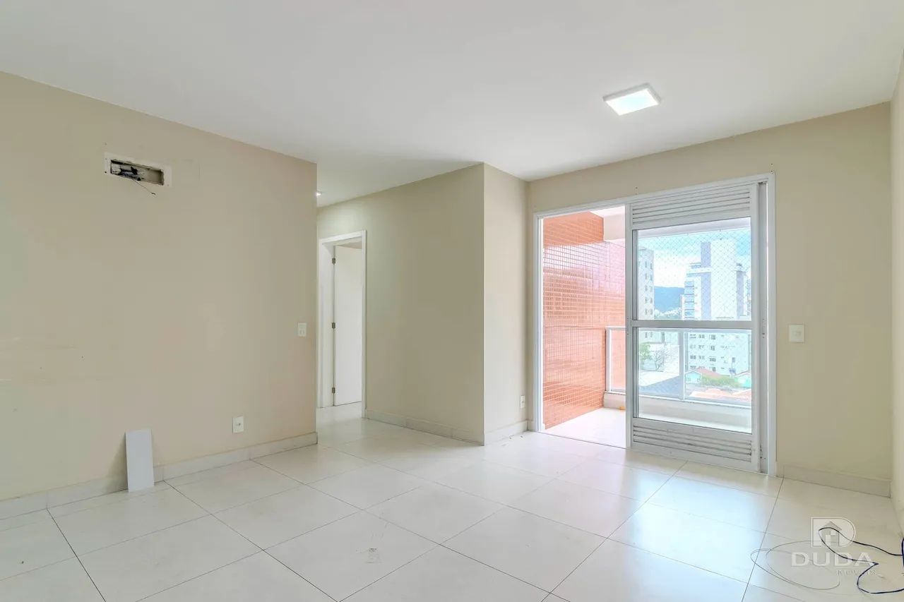 Apto de 2 com vaga na Agronômica - Foto 2