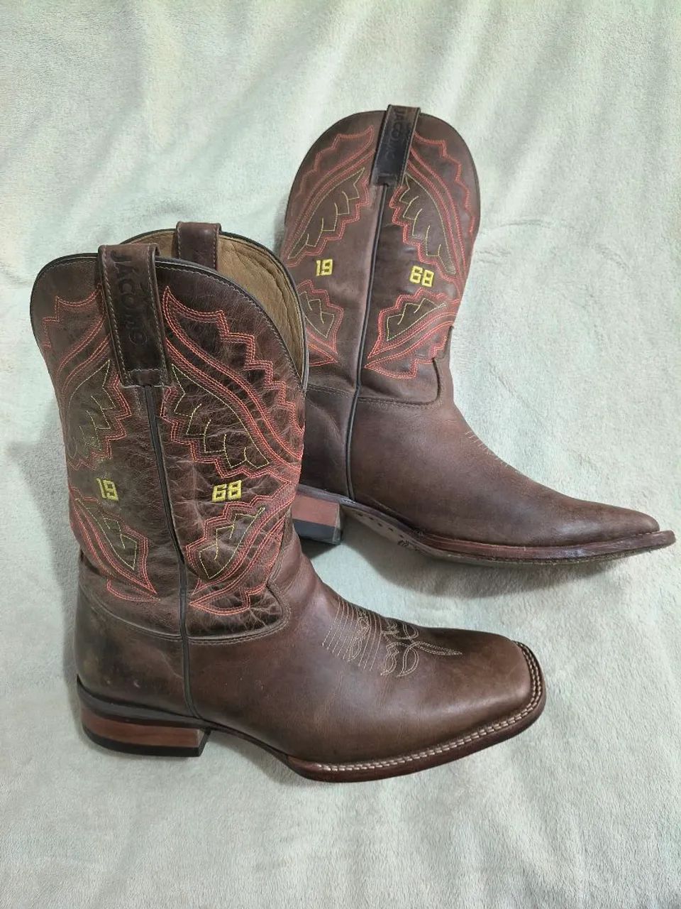 Bota Jácomo marrom 40