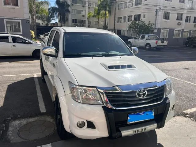 Toyota Hilux 2014