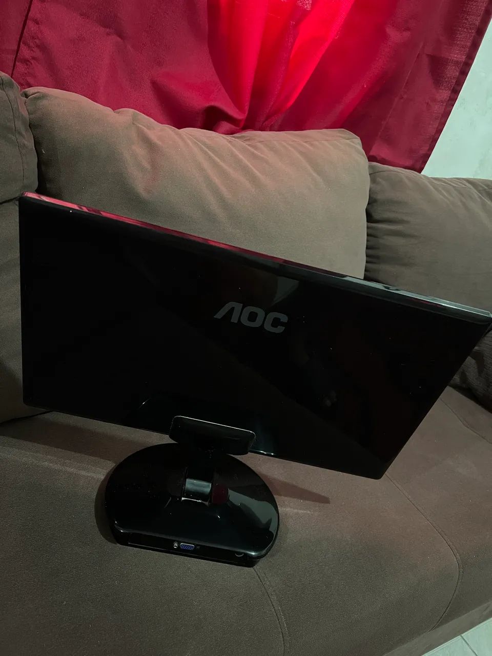 Monitor AOC