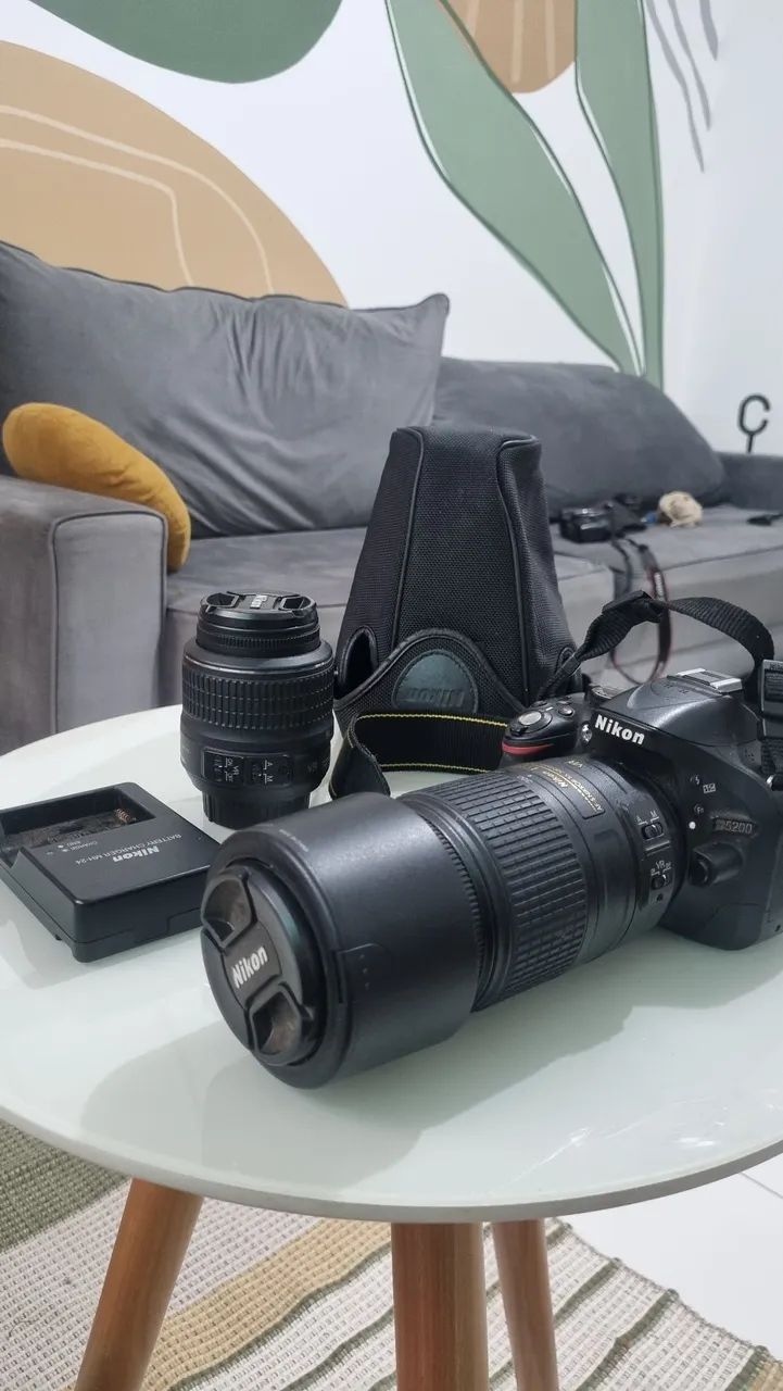 Camera Nikon D5200 e acessórios 