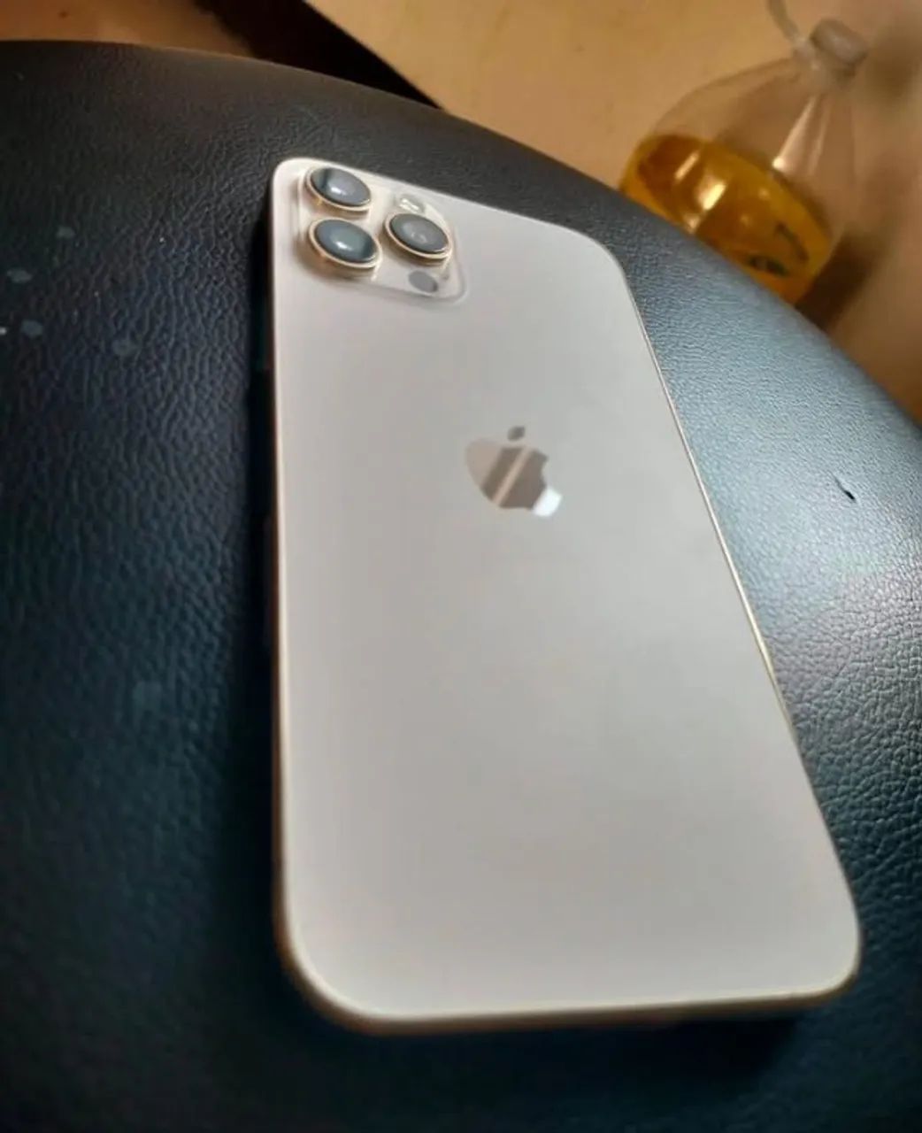 Iphone 12 pro max disponível 