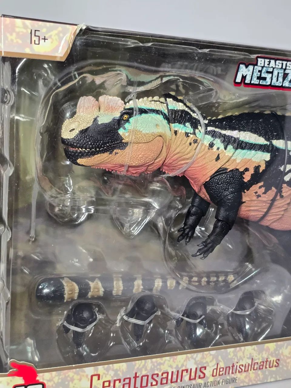 Jurassic World Ceratosaurus Beasts of the Mesozoic lacrado