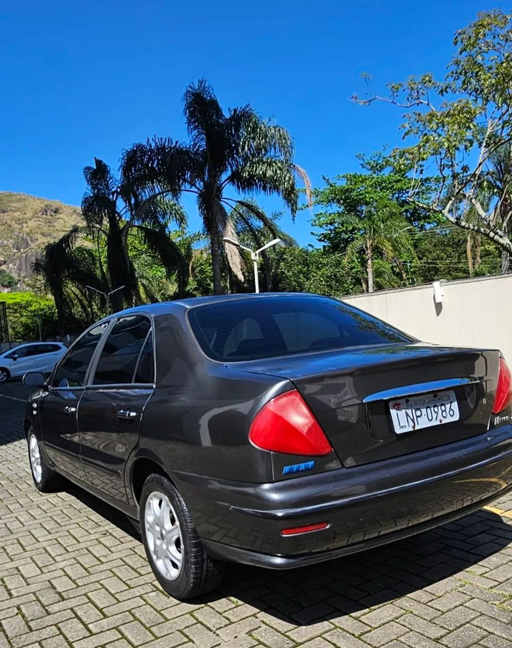 Fiat Marea ELX 2.4 MPI 20V 4P 2002