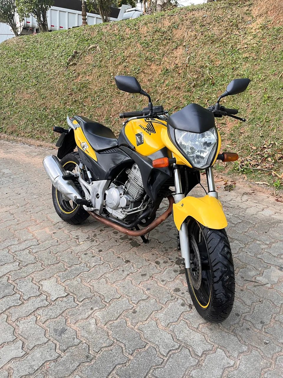 CB300 Amarela - Foto 3