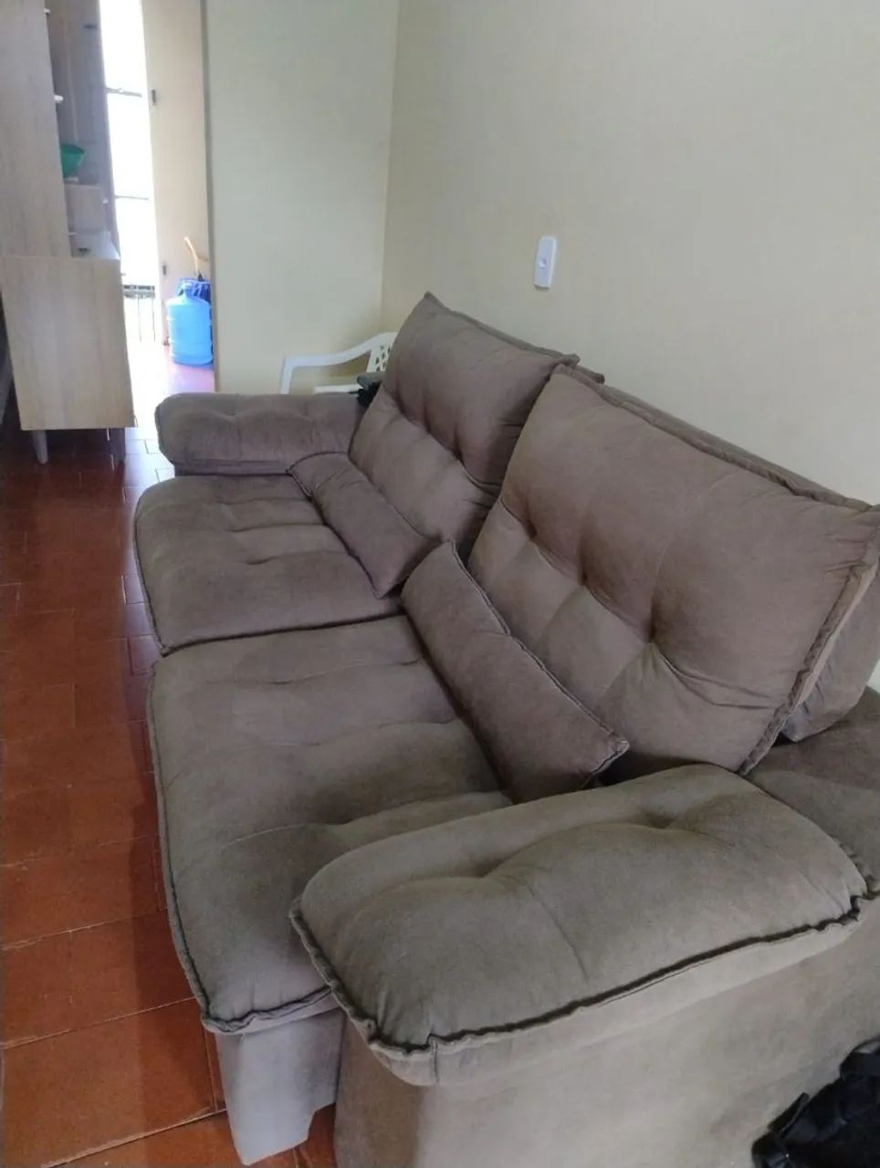 Sofá semi novo a venda