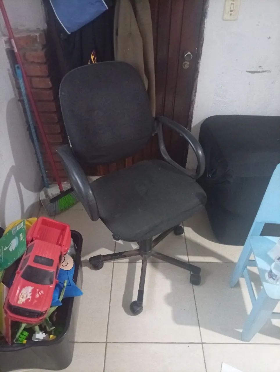 Cadeira de escritório  - Foto 2