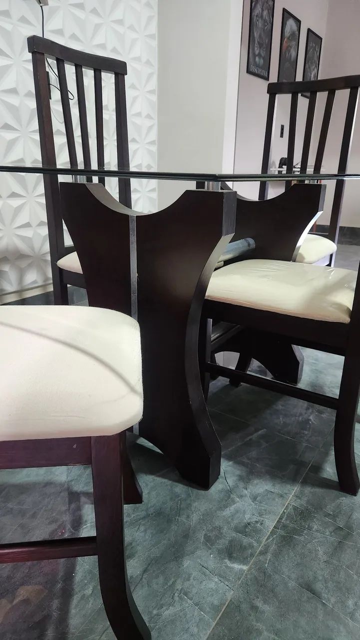 Mesa de Madeira Semi Nova - Foto 4