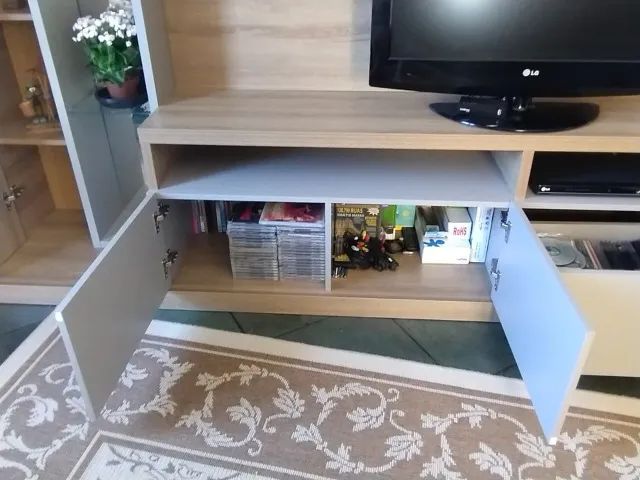 Estante grande e moderna em ótimo estado - Foto 3