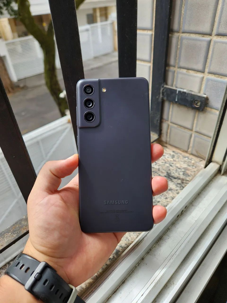 Galaxy S21 FE com linhas na tela - Foto 2