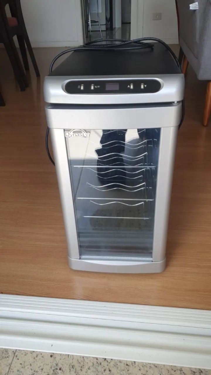 Adega