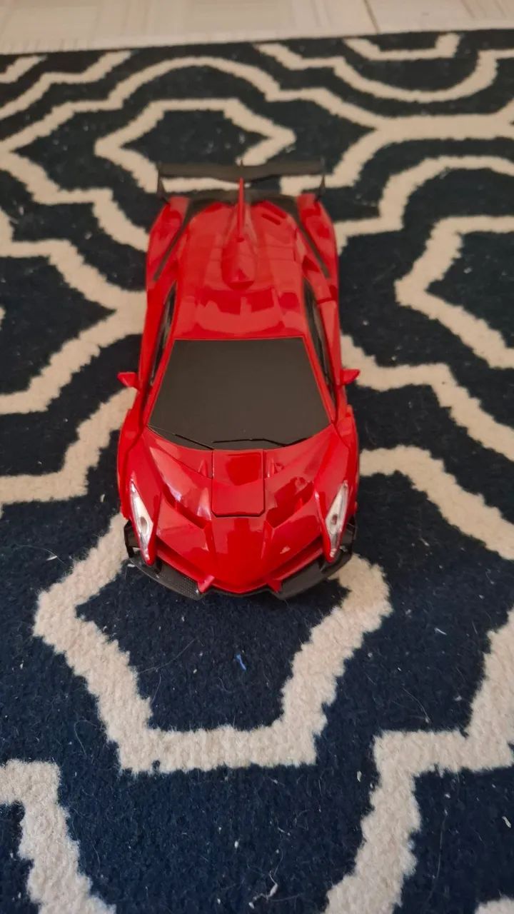 Carrinho de brinquedo 