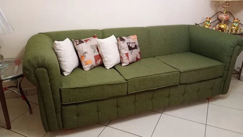 Sofá 3 Lugares Verde Militar - Novo - 254cm - Foto 2