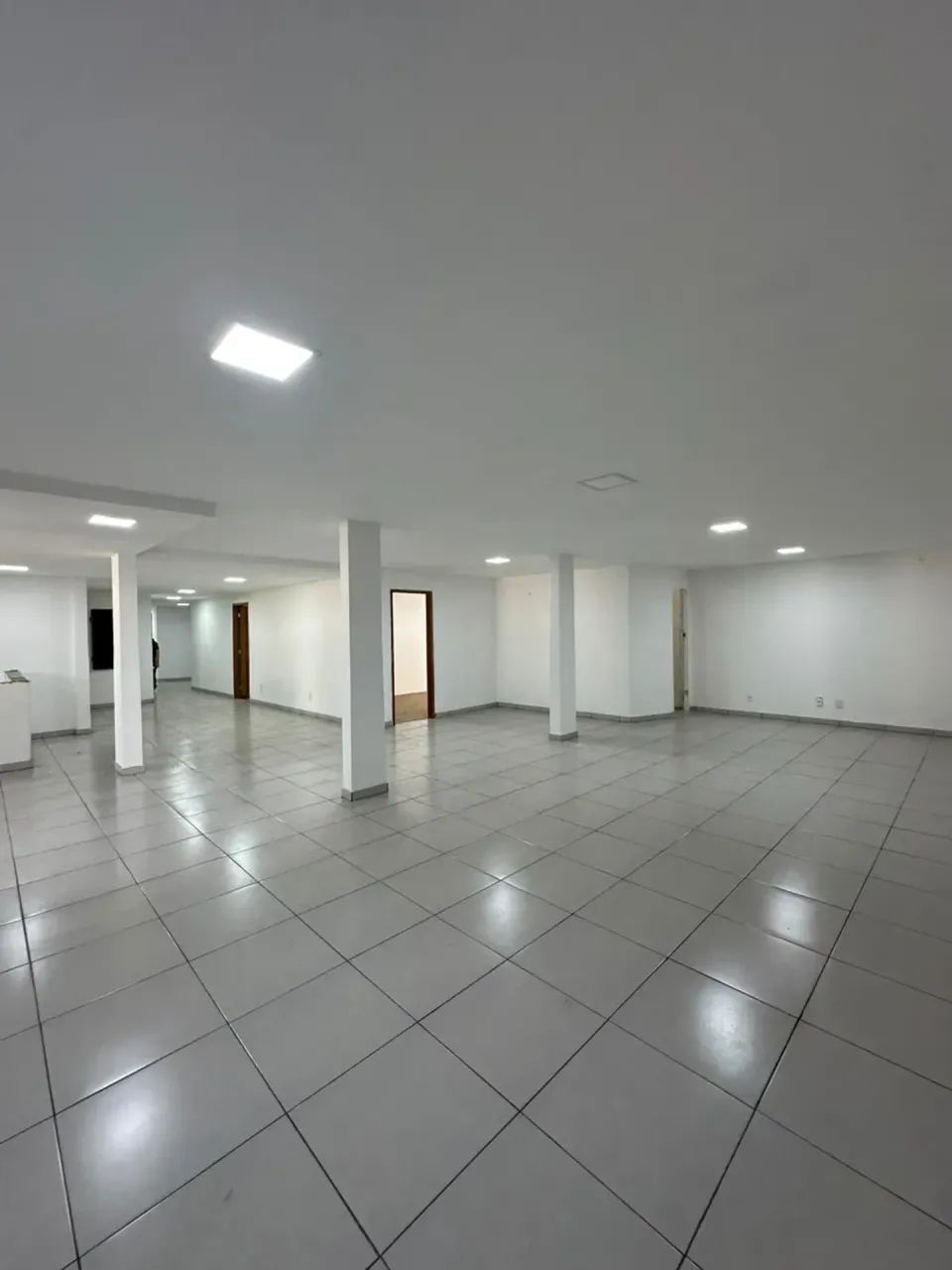 Vieiralves / Prédio Comercial / 9 8 1 0 6 3 2 3 1 - Foto 4