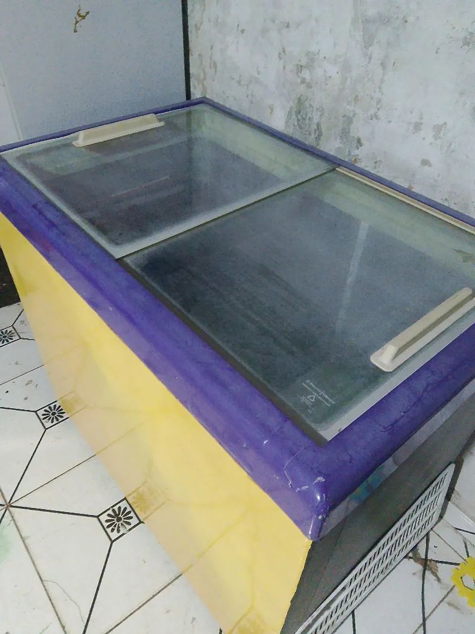 FREEZER TAMPA DE VIDRO  - Foto 3
