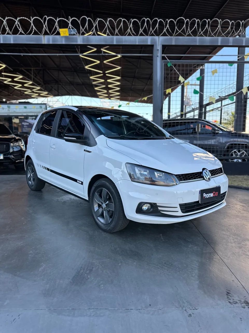 Volkswagen Fox 1.6 MI Total Flex 8V 5P 2017 - Foto 5
