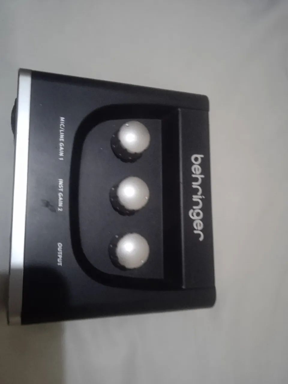 Interface Behringer u-phoria UM2 (leia a descrição)  - Foto 3