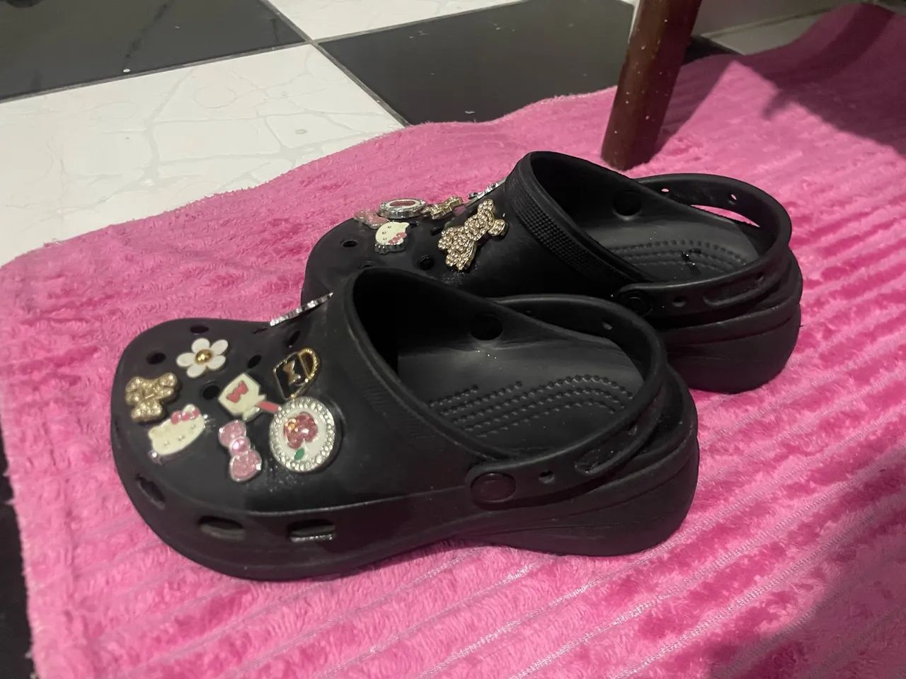 Crocs hello kitty  - Foto 2