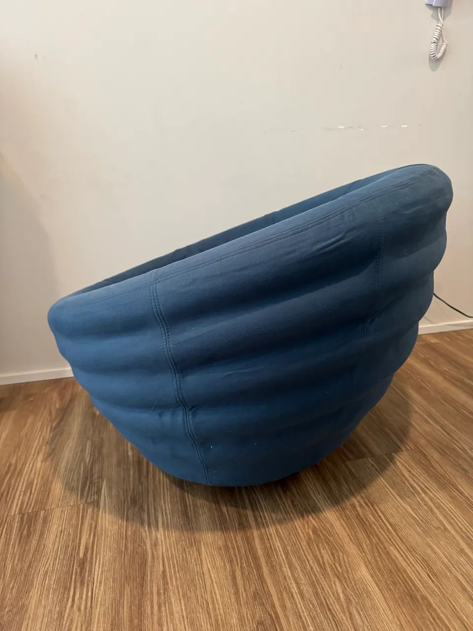 Poltrona giratória azul - Foto 4