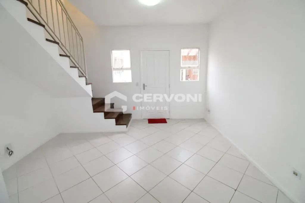 Imóvel para aluguel tem 60 metros quadrados com 2 quartos