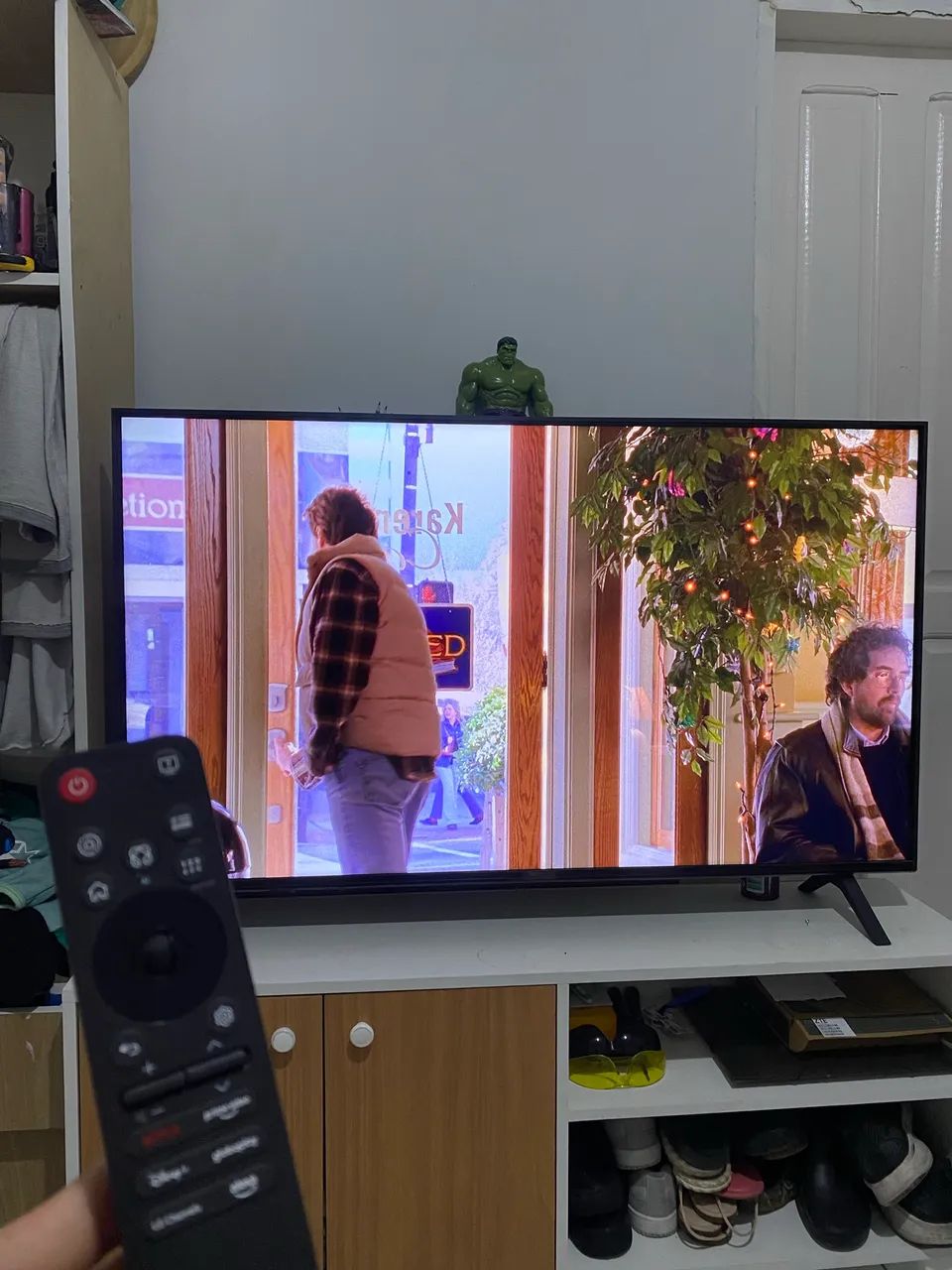 Vendo tv50 nova com rack  - Foto 2