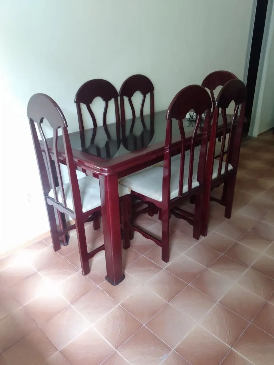 Mesa de madeira no centro de vidro  - Foto 2