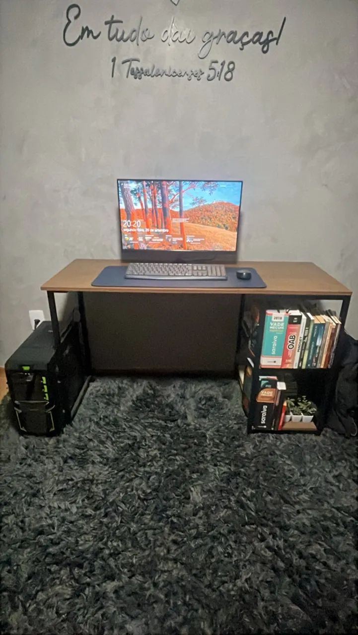 PC + TELA + TECLADO + MOUSE + MESA 