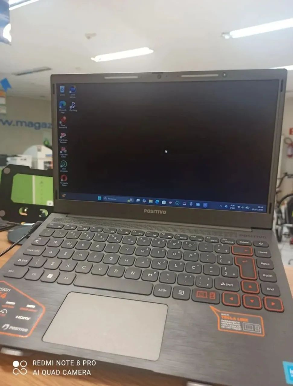 Vendo notebook positivo 