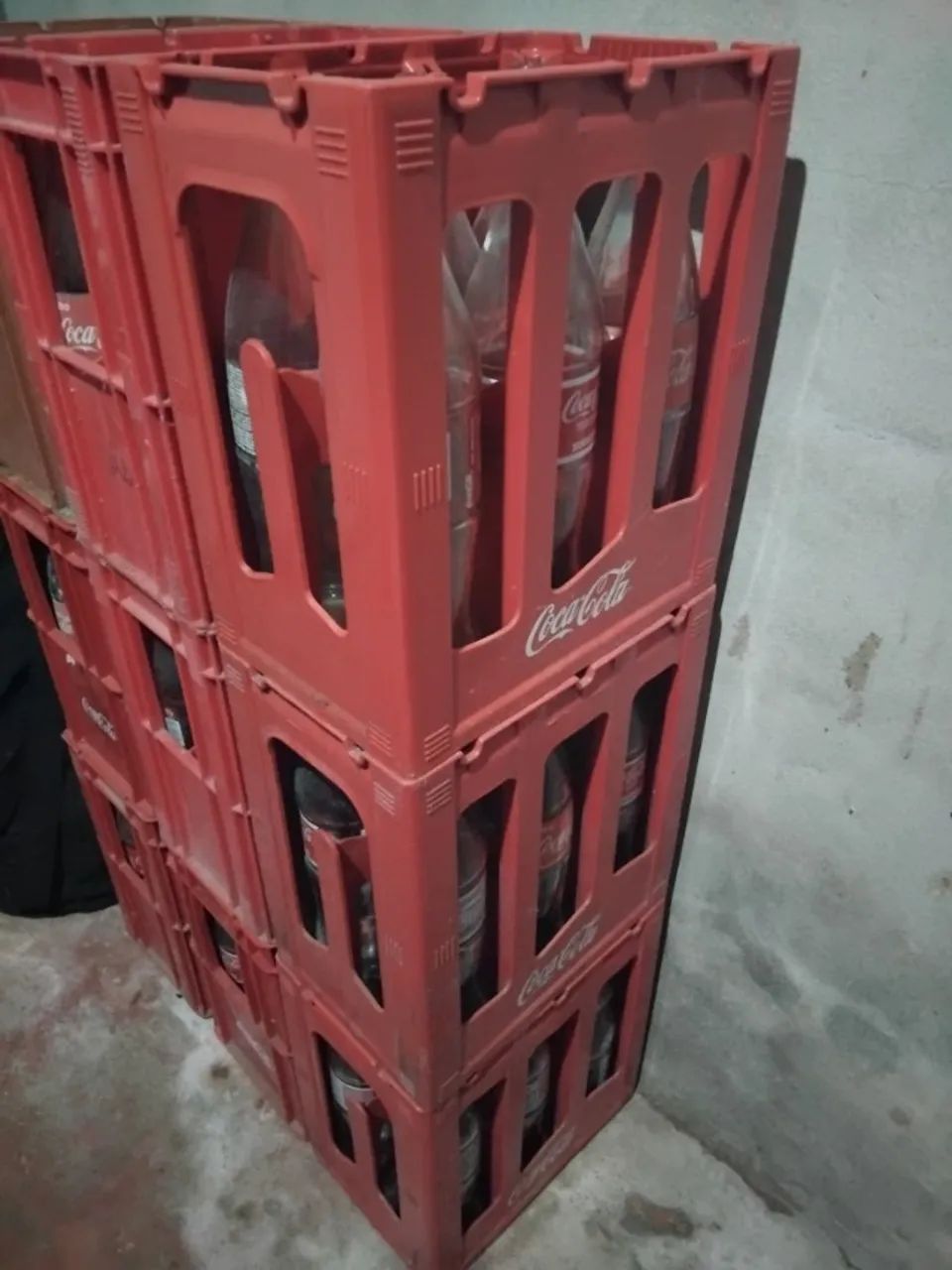 Comércio 20 reais cada com as garrafas 
