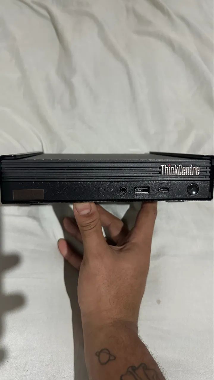 Vendo Mini PC Lenovo ThinkCentre Ryzen 5 Pro 5655GE - Foto 4
