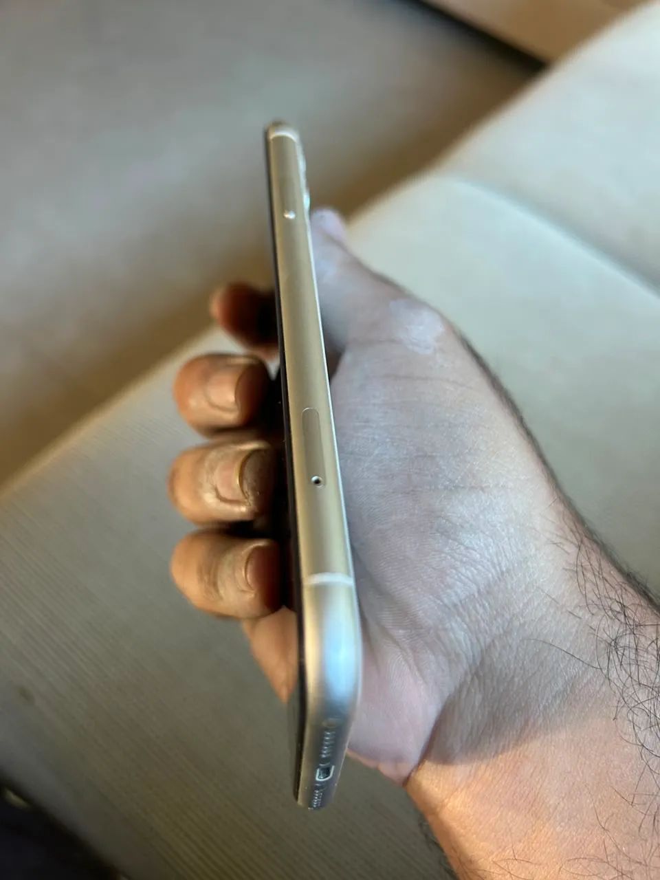 Vendo iPhone 11 128 tb tela trincada  - Foto 2