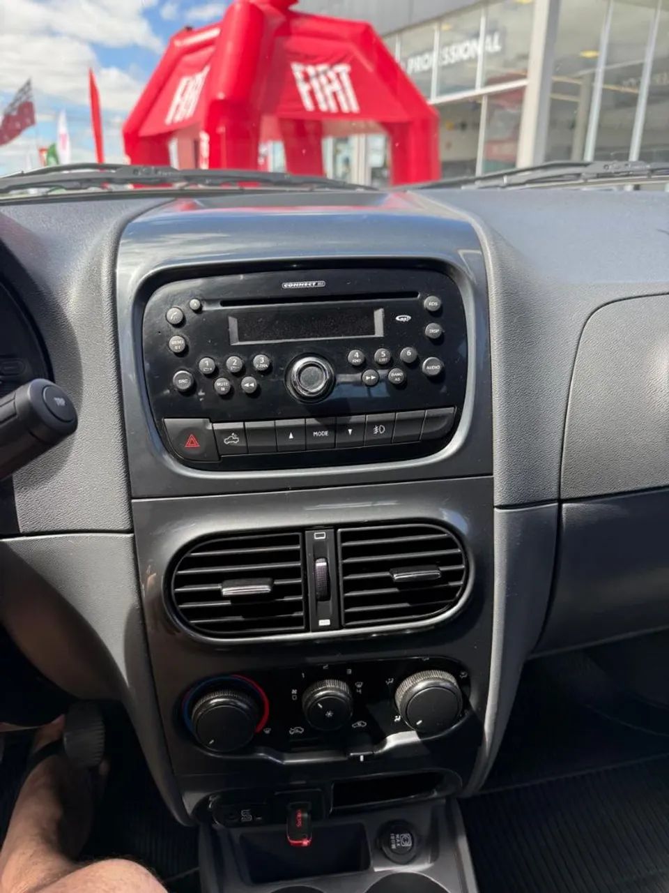 Fiat Strada Freedom 1.4 Flex 8V CS 2019 - Foto 5
