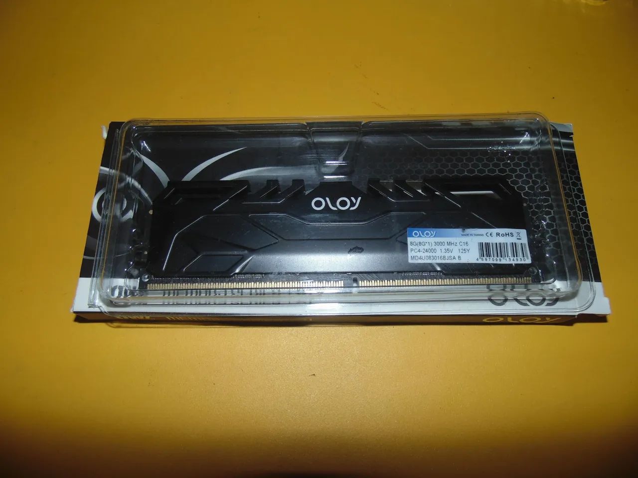 Memoria RAM Oloy 8G 3000 MHz - Foto 2