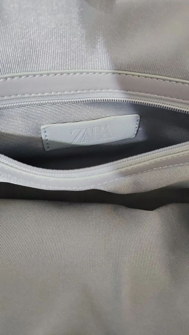 Bolsa Zara sintética azul amassada  - Foto 5